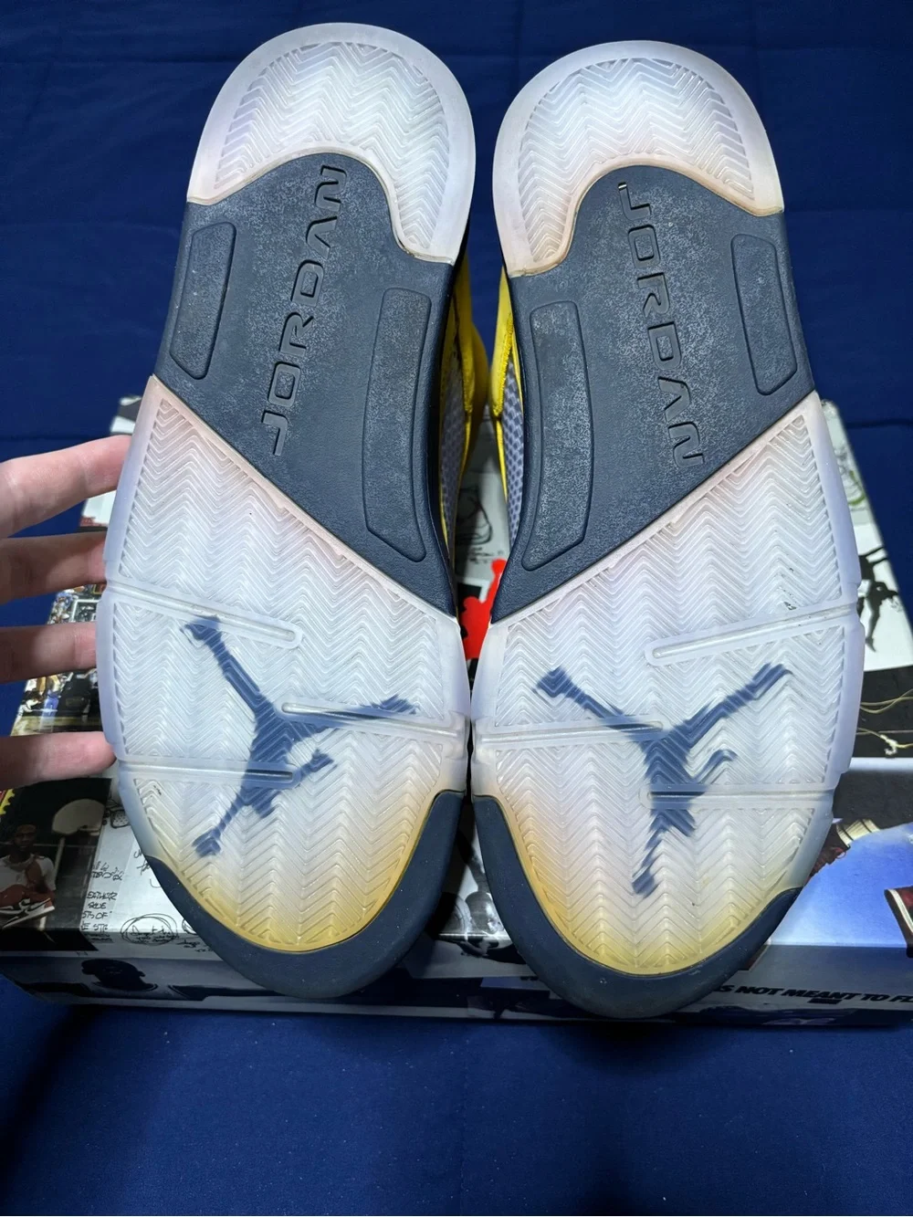 Jordan 5 Retro SP Michigan 2019 Size 13